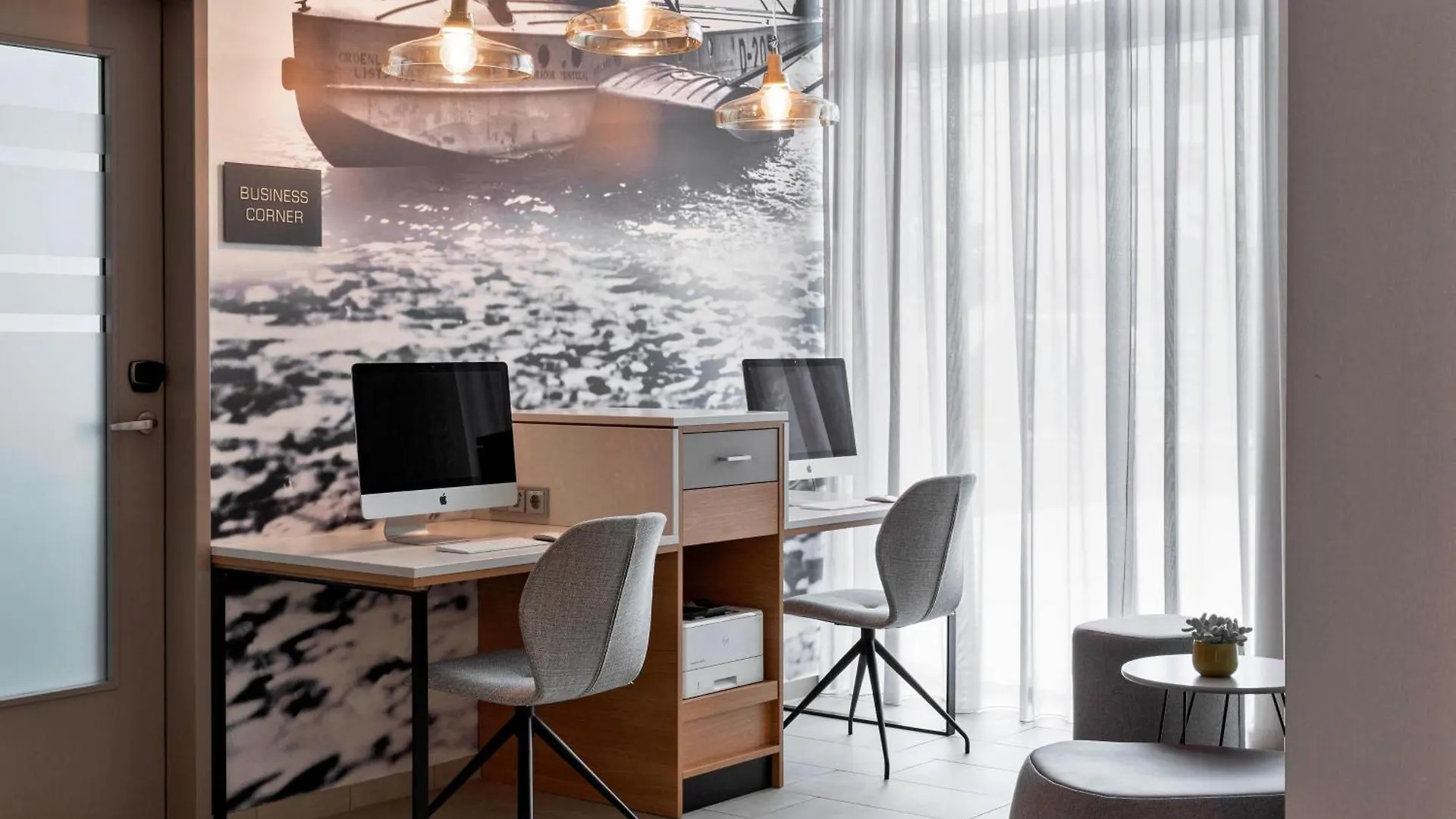 Hotel Courtyard By Marriott Oberpfaffenhofen Munich South Gilching