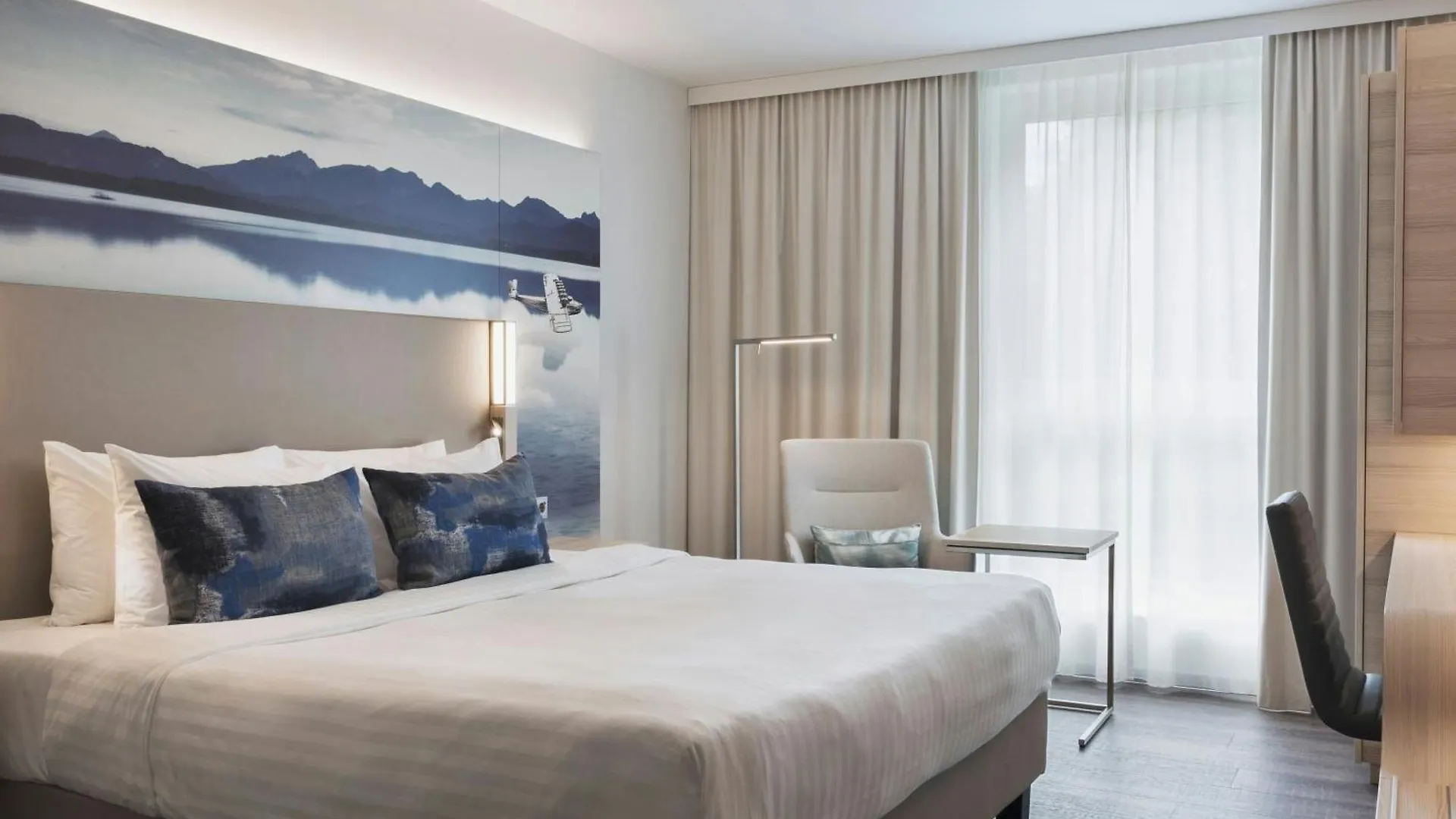 Courtyard By Marriott Oberpfaffenhofen Munich South Hotel Gilching