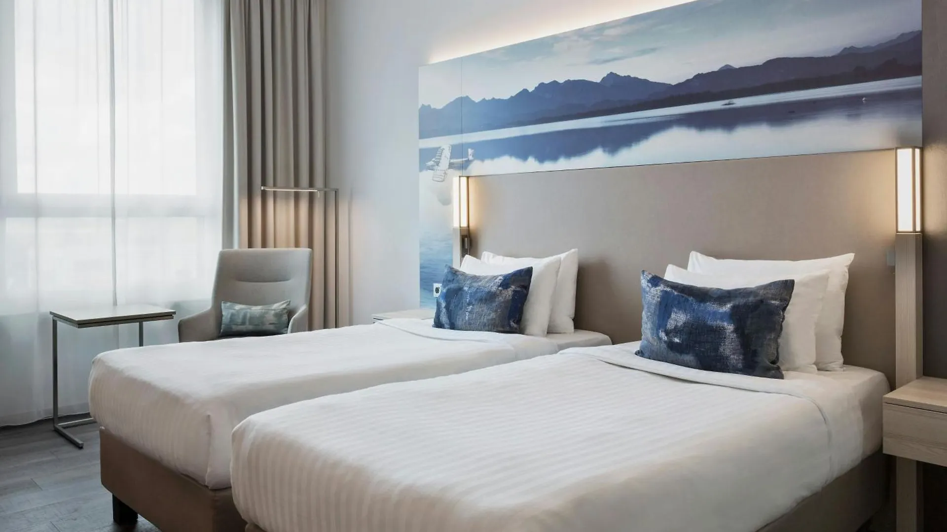 Courtyard By Marriott Oberpfaffenhofen Munich South Hotel Gilching